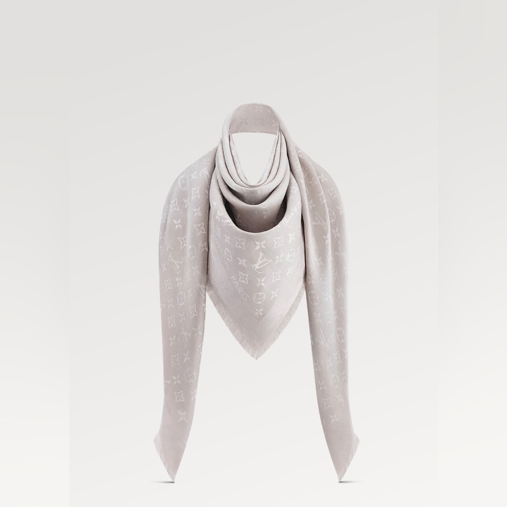 Louis Vuitton Monogram Siover Grey Shine Shawl